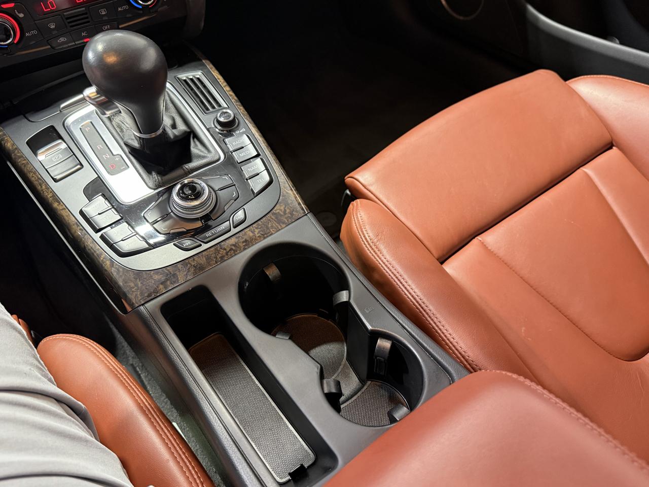 Audi S5  2011