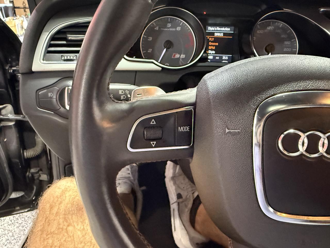 Audi S5  2011
