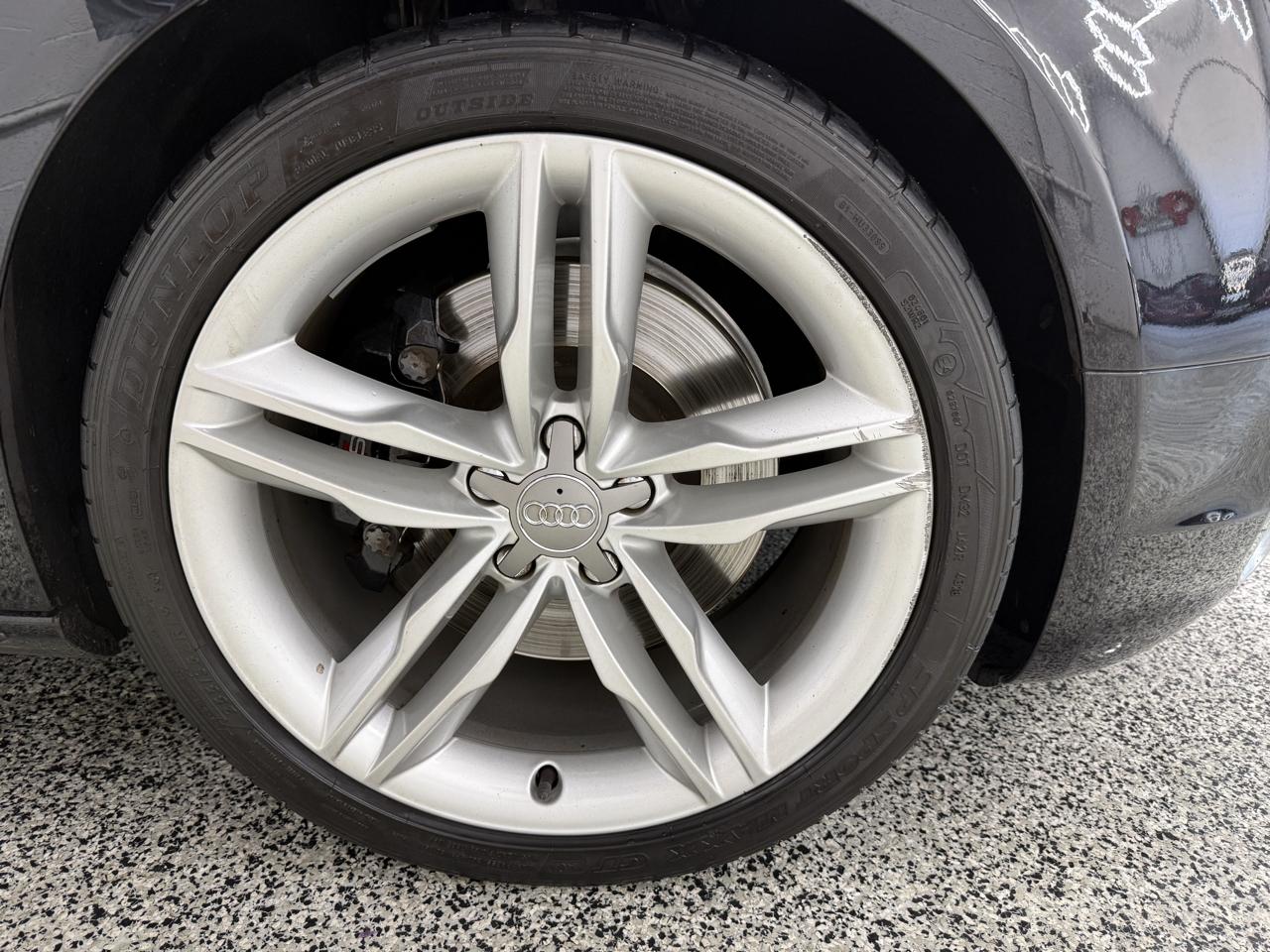 Audi S5  2011