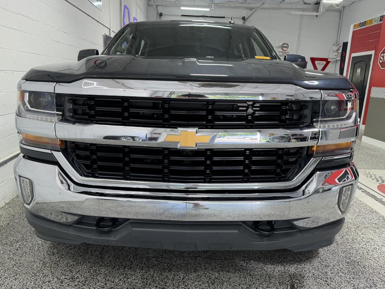 Chevrolet Silverado 1500 4WD Crew Cab 143.5" LT w/1LT 2018