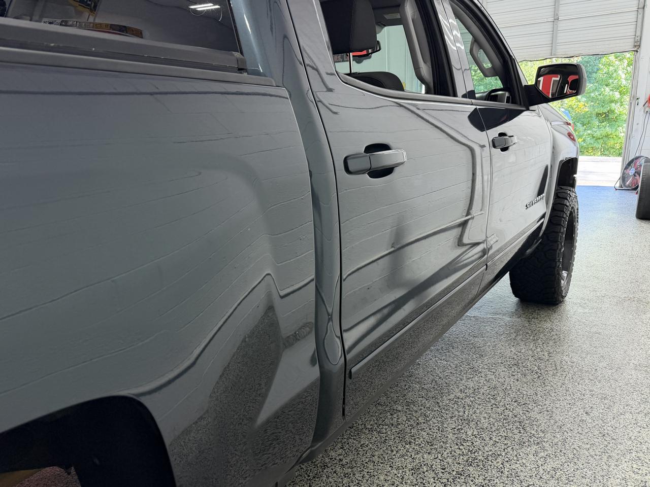 Chevrolet Silverado 1500 4WD Crew Cab 143.5" LT w/1LT 2018