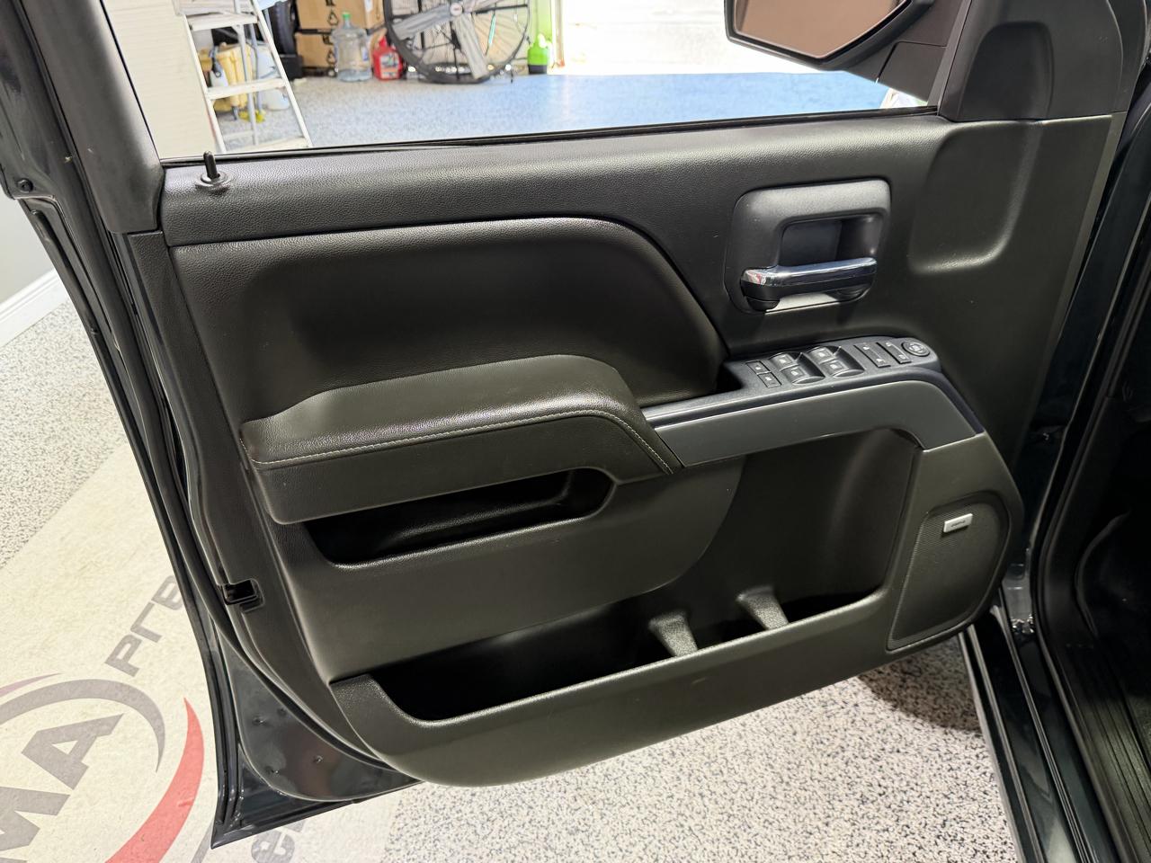 Chevrolet Silverado 1500 4WD Crew Cab 143.5" LT w/1LT 2018