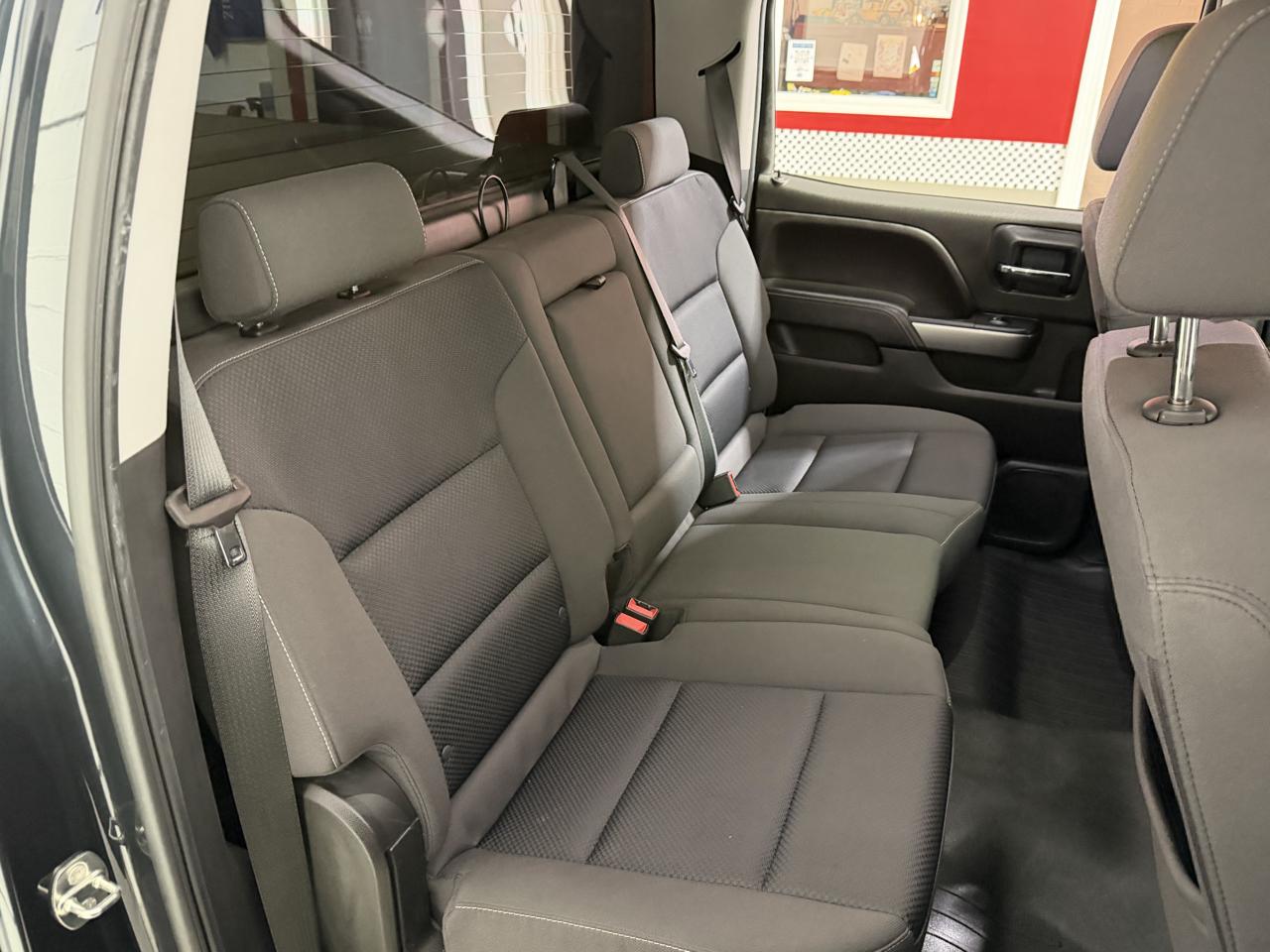 Chevrolet Silverado 1500 4WD Crew Cab 143.5" LT w/1LT 2018