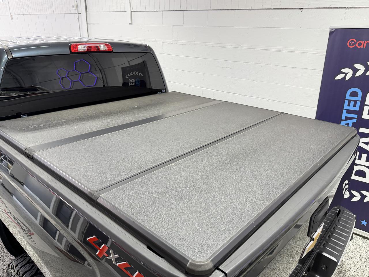 Chevrolet Silverado 1500 4WD Crew Cab 143.5" LT w/1LT 2018