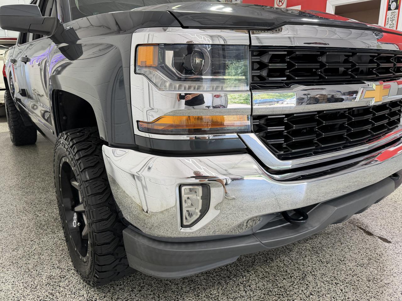 Chevrolet Silverado 1500 4WD Crew Cab 143.5" LT w/1LT 2018