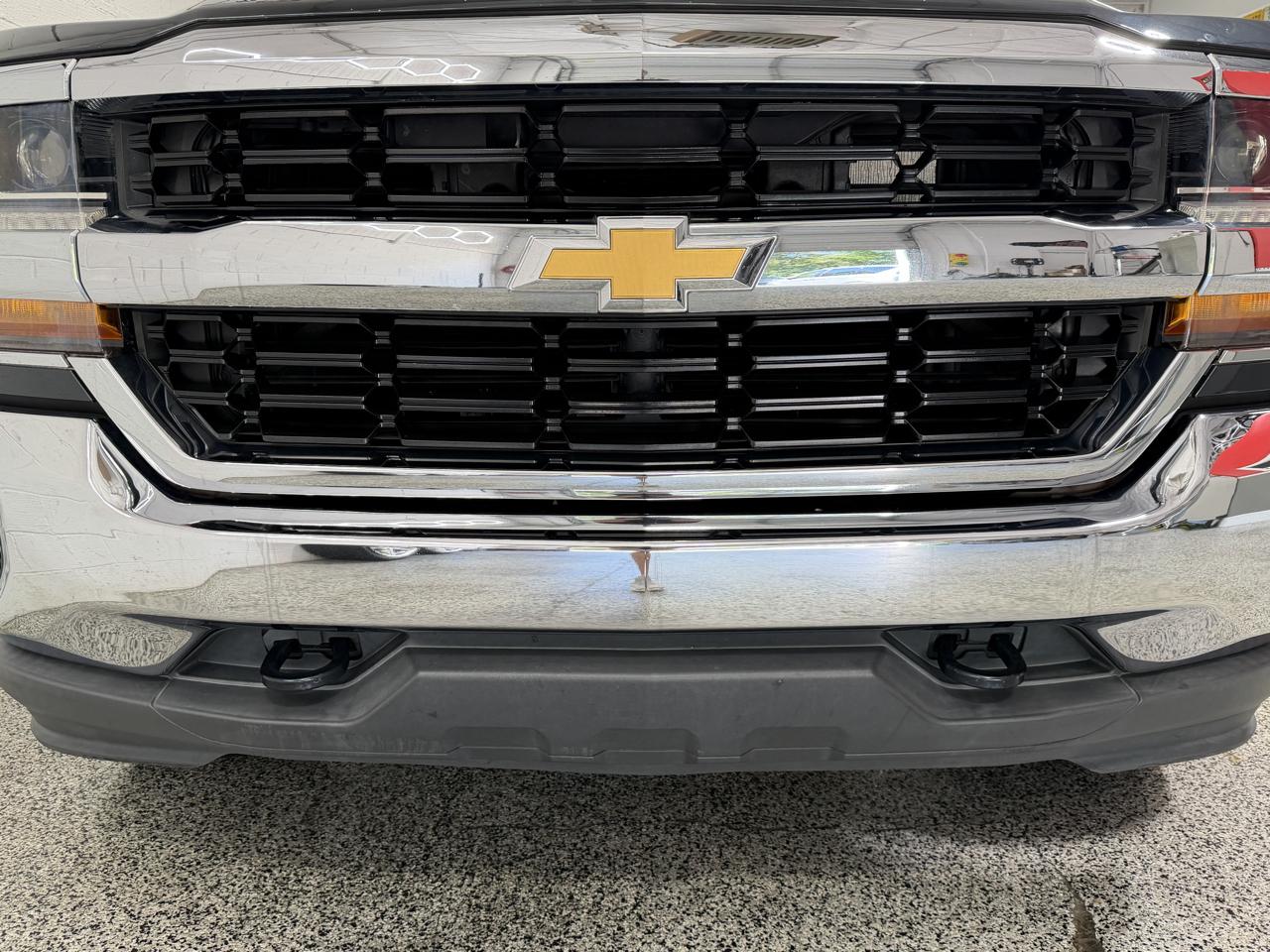Chevrolet Silverado 1500 4WD Crew Cab 143.5" LT w/1LT 2018