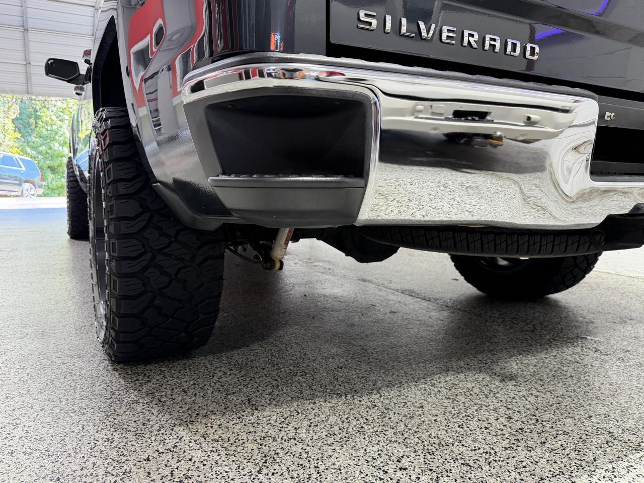 Chevrolet Silverado 1500 4WD Crew Cab 143.5" LT w/1LT 2018