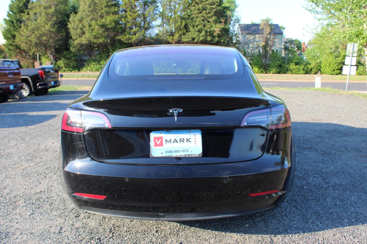 Tesla Model 3 Base 2018