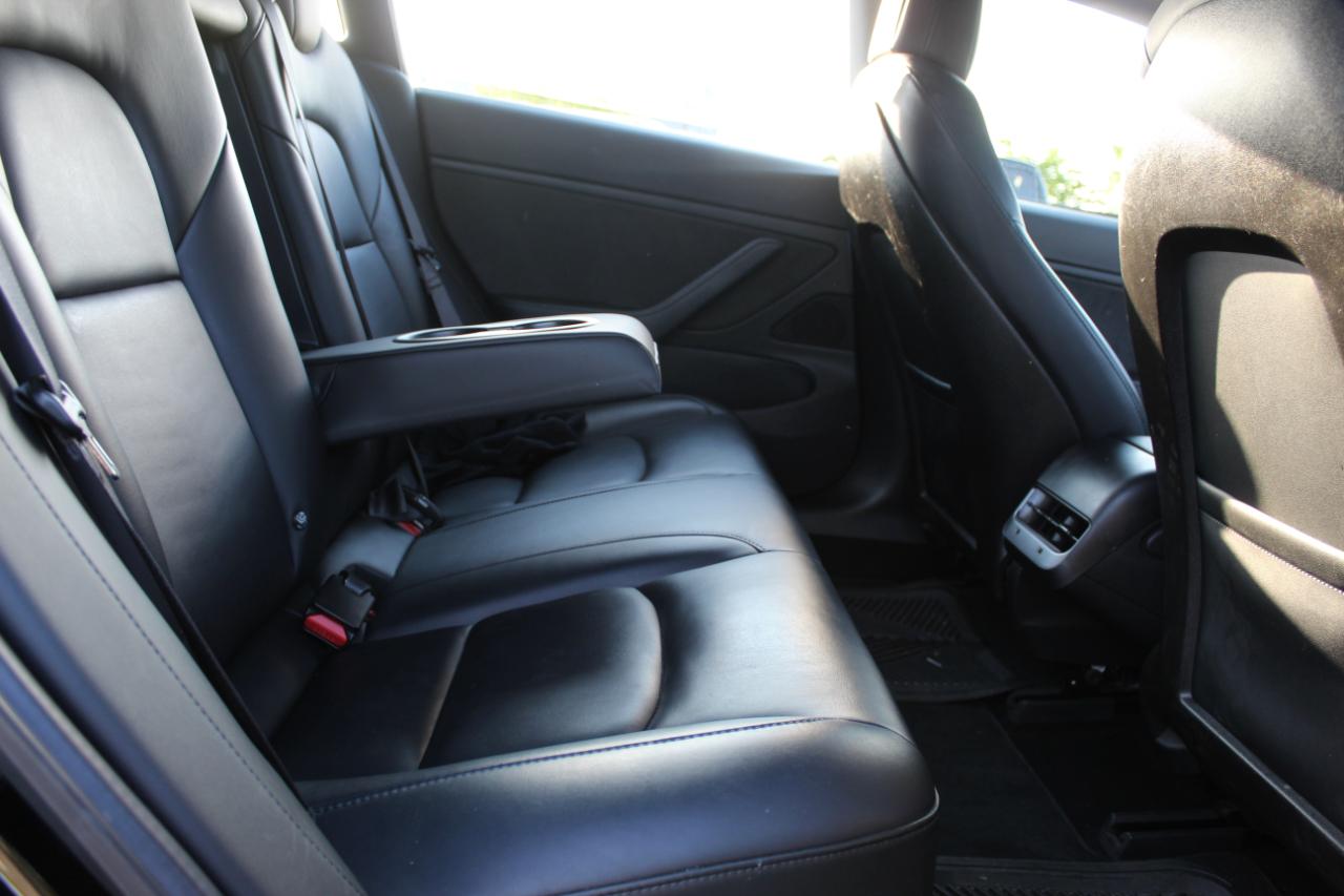 Tesla Model 3 Base 2018