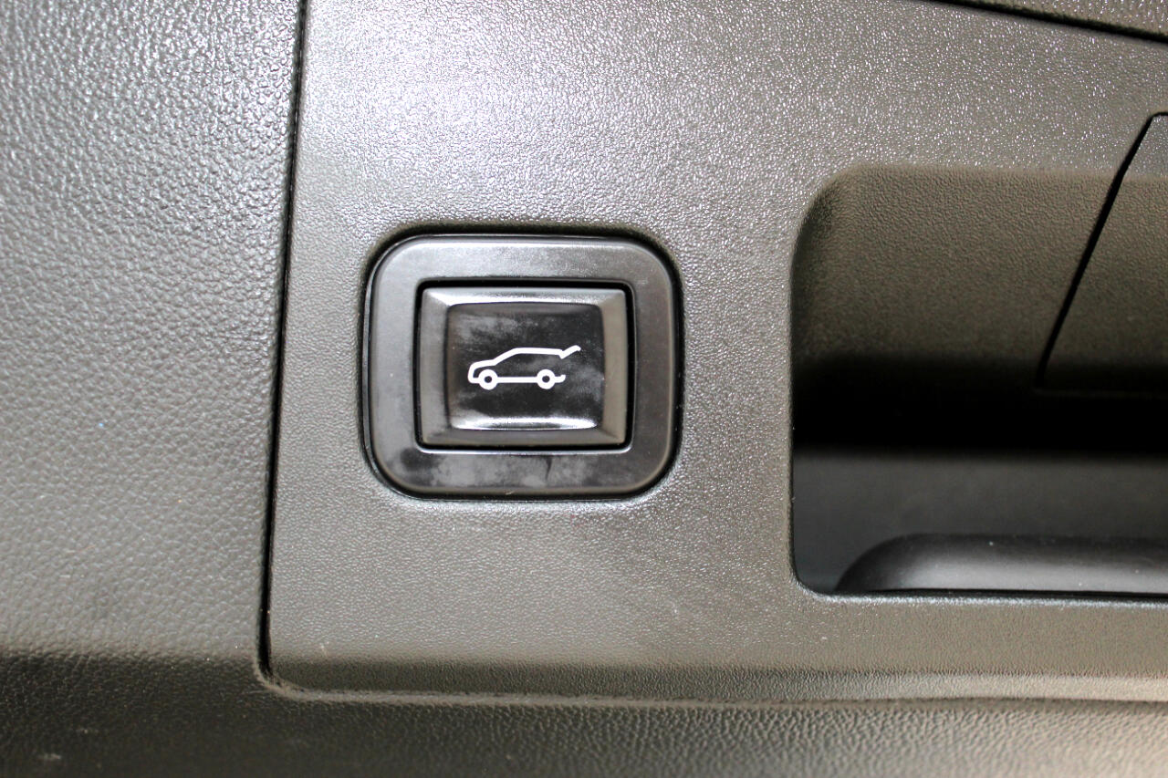 Cadillac XT5 Premium Luxury 4D SUV AWD 2017 Cadillac XT5 Premium Luxury 4D SUV AWD 2017