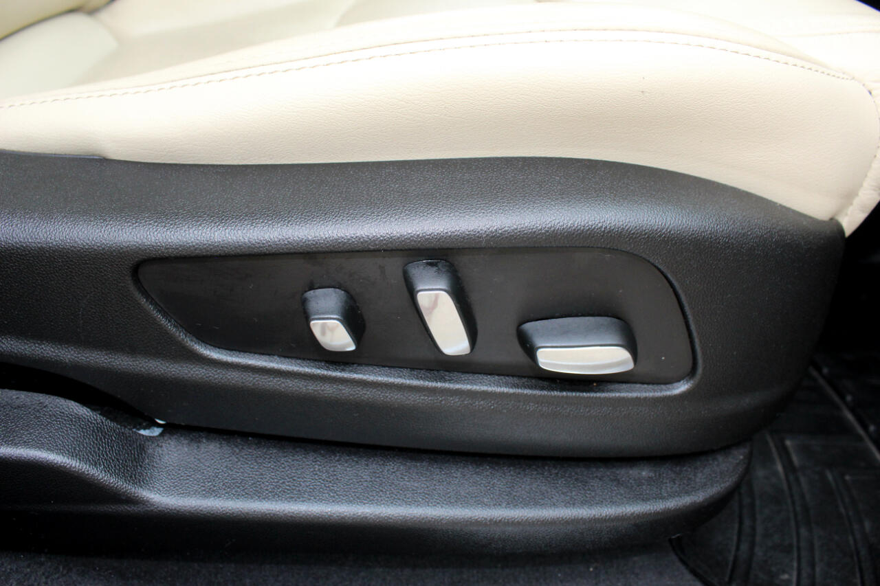 Cadillac XT5 Premium Luxury 4D SUV AWD 2017 Cadillac XT5 Premium Luxury 4D SUV AWD 2017