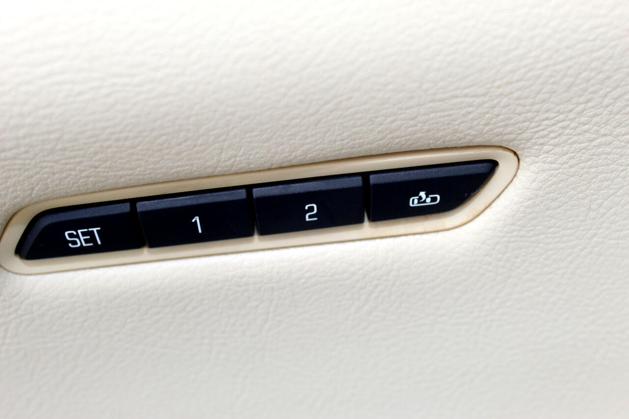 Cadillac XT5 Premium Luxury 4D SUV AWD 2017 Cadillac XT5 Premium Luxury 4D SUV AWD 2017