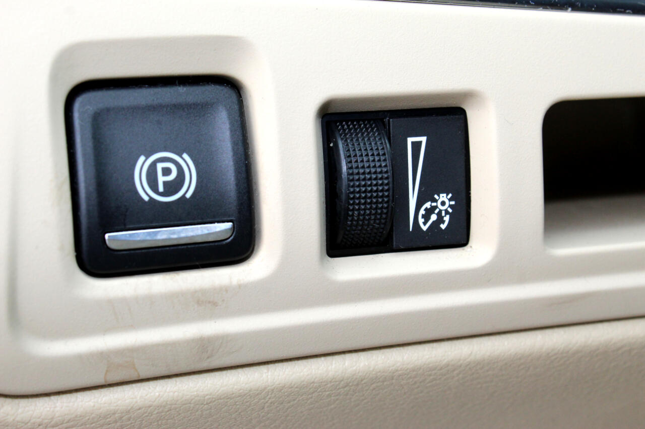 Cadillac XT5 Premium Luxury 4D SUV AWD 2017 Cadillac XT5 Premium Luxury 4D SUV AWD 2017