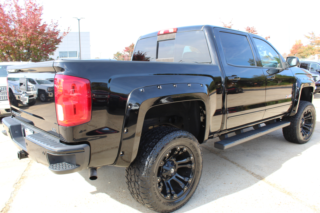 Chevrolet Silverado 1500 LTZ Z71 Crew Cab 4WD SWB 2016 Chevrolet Silverado 1500 LTZ Z71 Crew Cab 4WD SWB 2016
