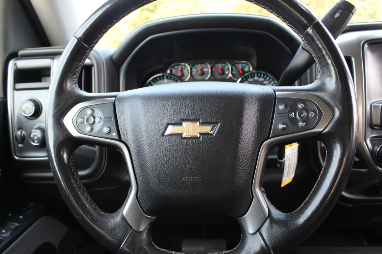 Chevrolet Silverado 1500 LTZ Z71 Crew Cab 4WD SWB 2016 Chevrolet Silverado 1500 LTZ Z71 Crew Cab 4WD SWB 2016