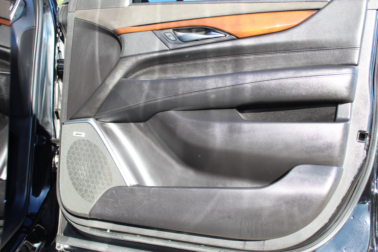 Cadillac Escalade Premium 4WD 2018 Cadillac Escalade Premium 4WD 2018