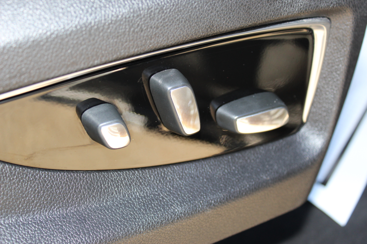 Cadillac Escalade Premium 4WD 2018 Cadillac Escalade Premium 4WD 2018