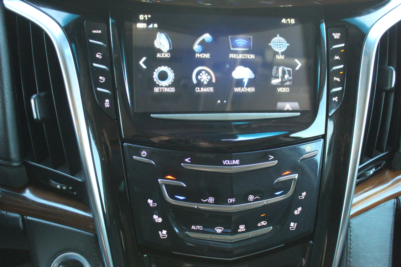 Cadillac Escalade Premium 4WD 2018 Cadillac Escalade Premium 4WD 2018