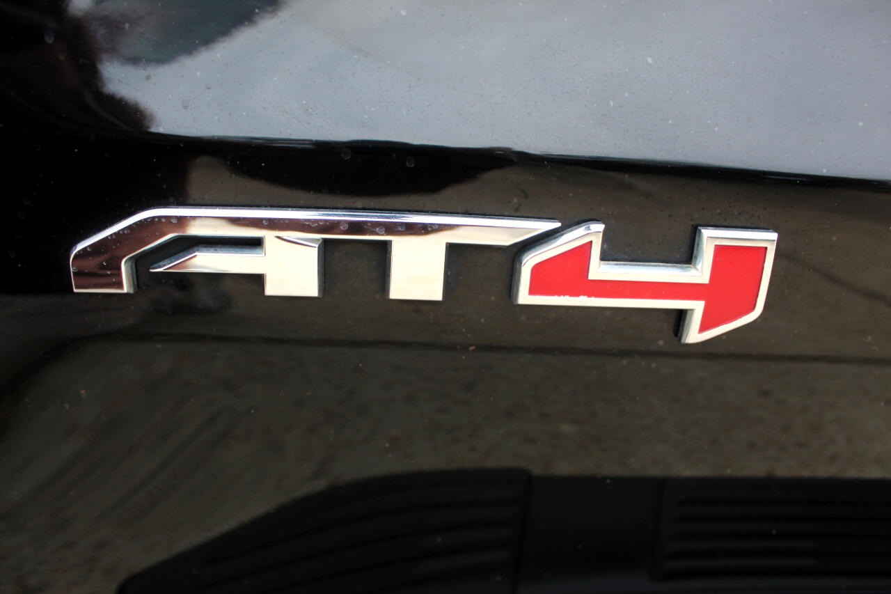 GMC Sierra 1500 AT4 Crew Cab Short Box 4WD 2020