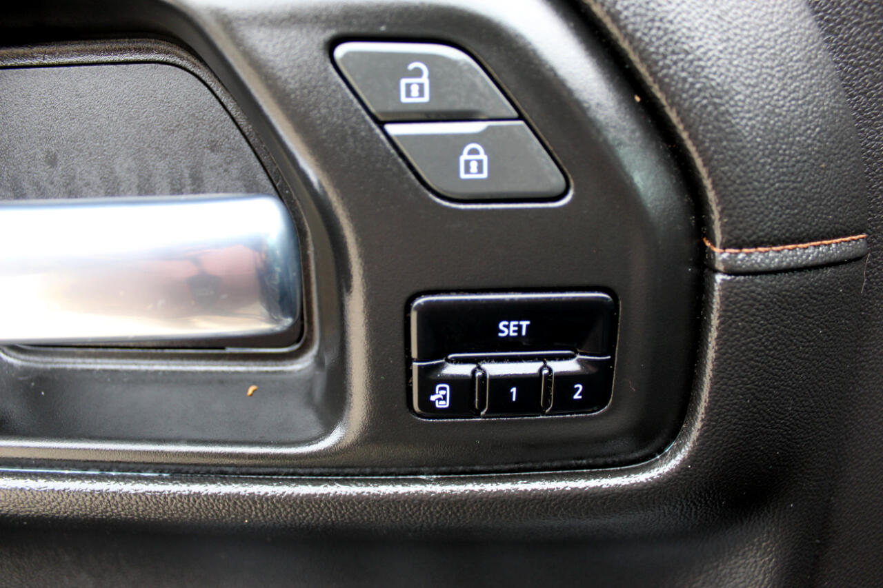 GMC Sierra 1500 AT4 Crew Cab Short Box 4WD 2020