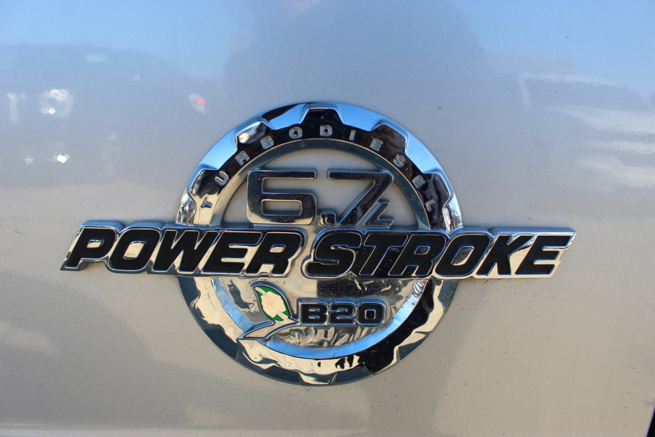 Ford F-250 SD Lariat Crew Cab 4WD 2015