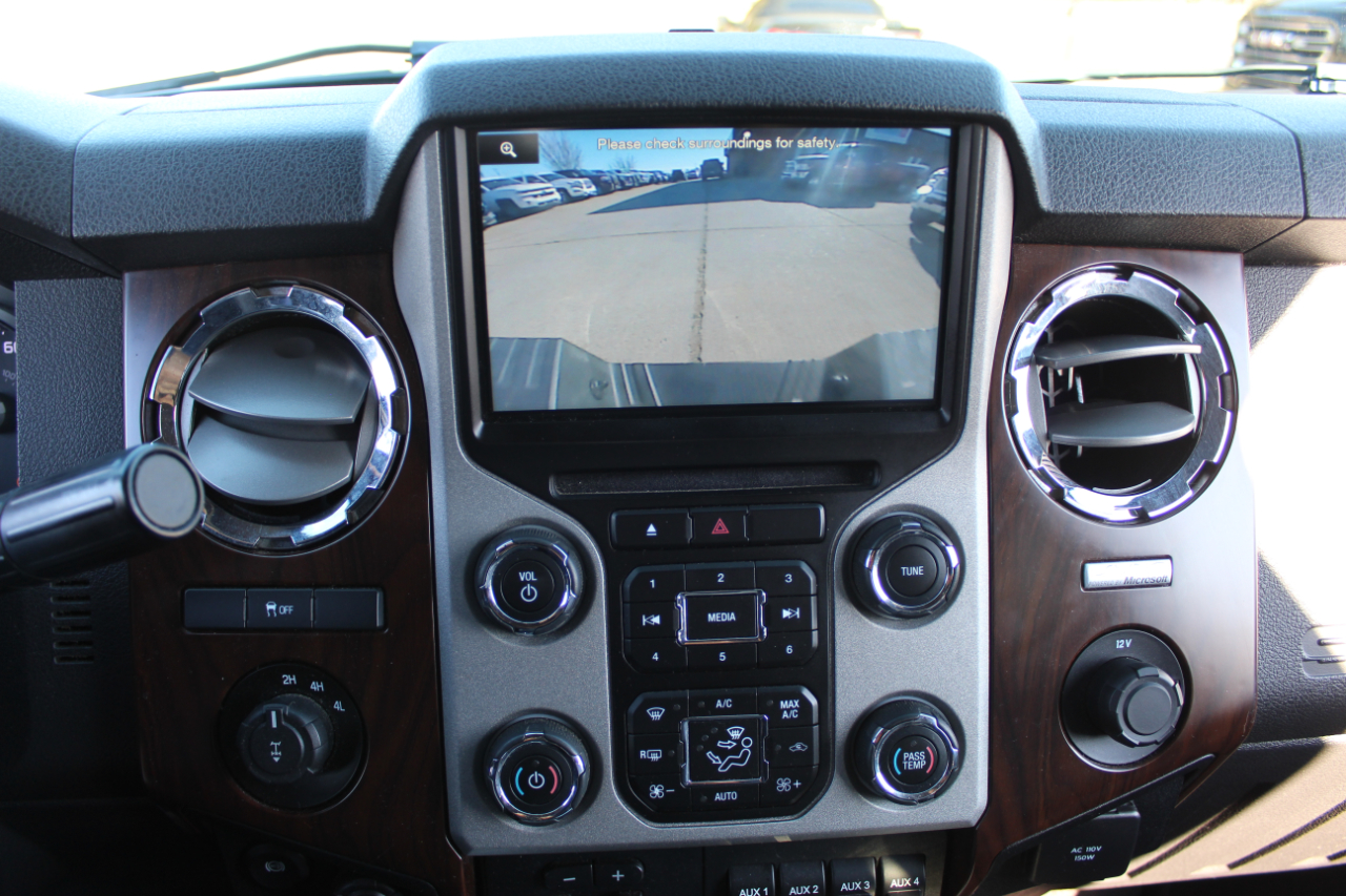 Ford F-250 SD Lariat Crew Cab 4WD 2015