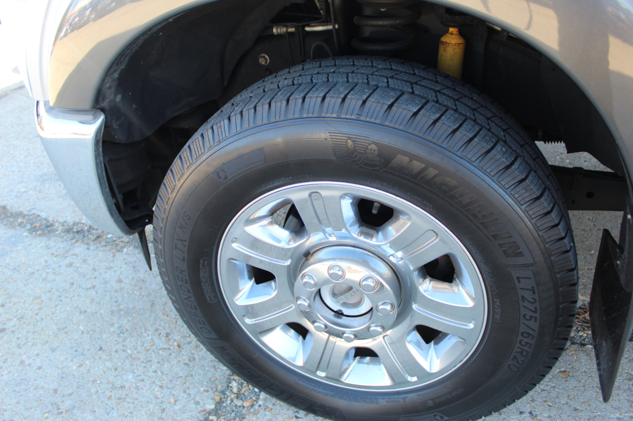 Ford F-250 SD Lariat Crew Cab 4WD 2015