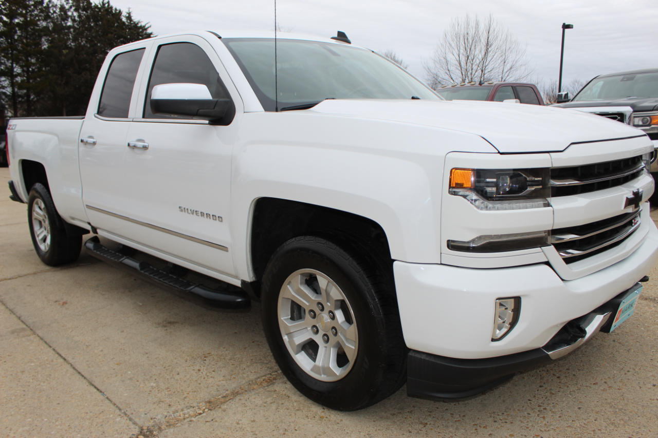 Chevrolet Silverado 1500 LTZ Z71 Double Cab 4WD 2018