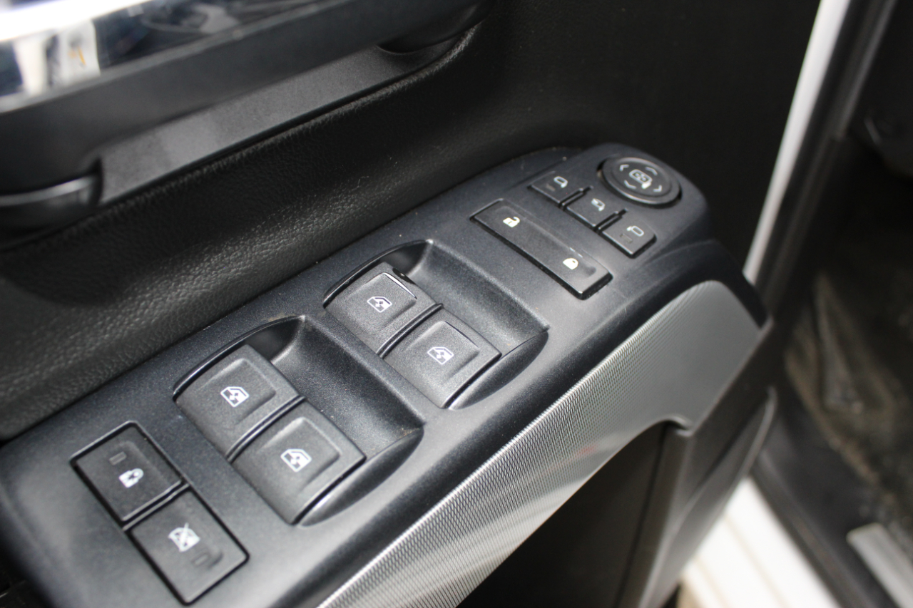 Chevrolet Silverado 1500 LTZ Z71 Double Cab 4WD 2018