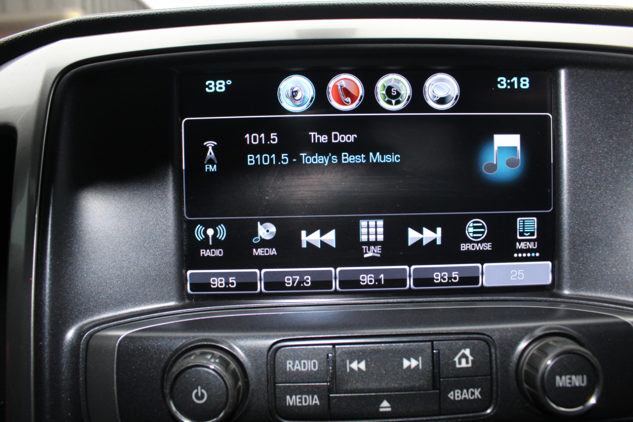 Chevrolet Silverado 1500 LTZ Z71 Double Cab 4WD 2018