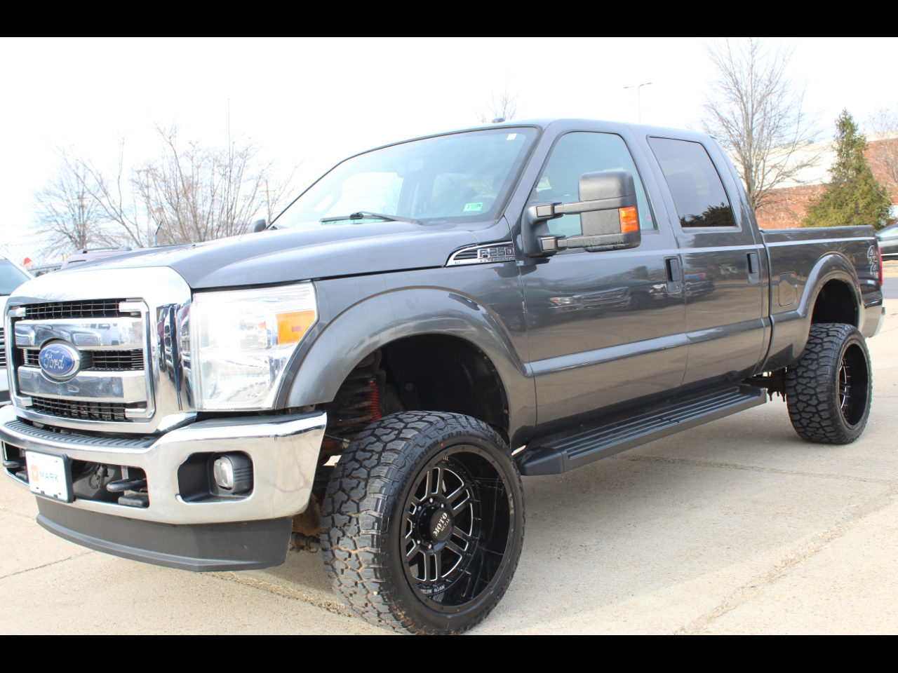 2016 Ford F-250 SD XLT Crew Cab Short Bed 4WD