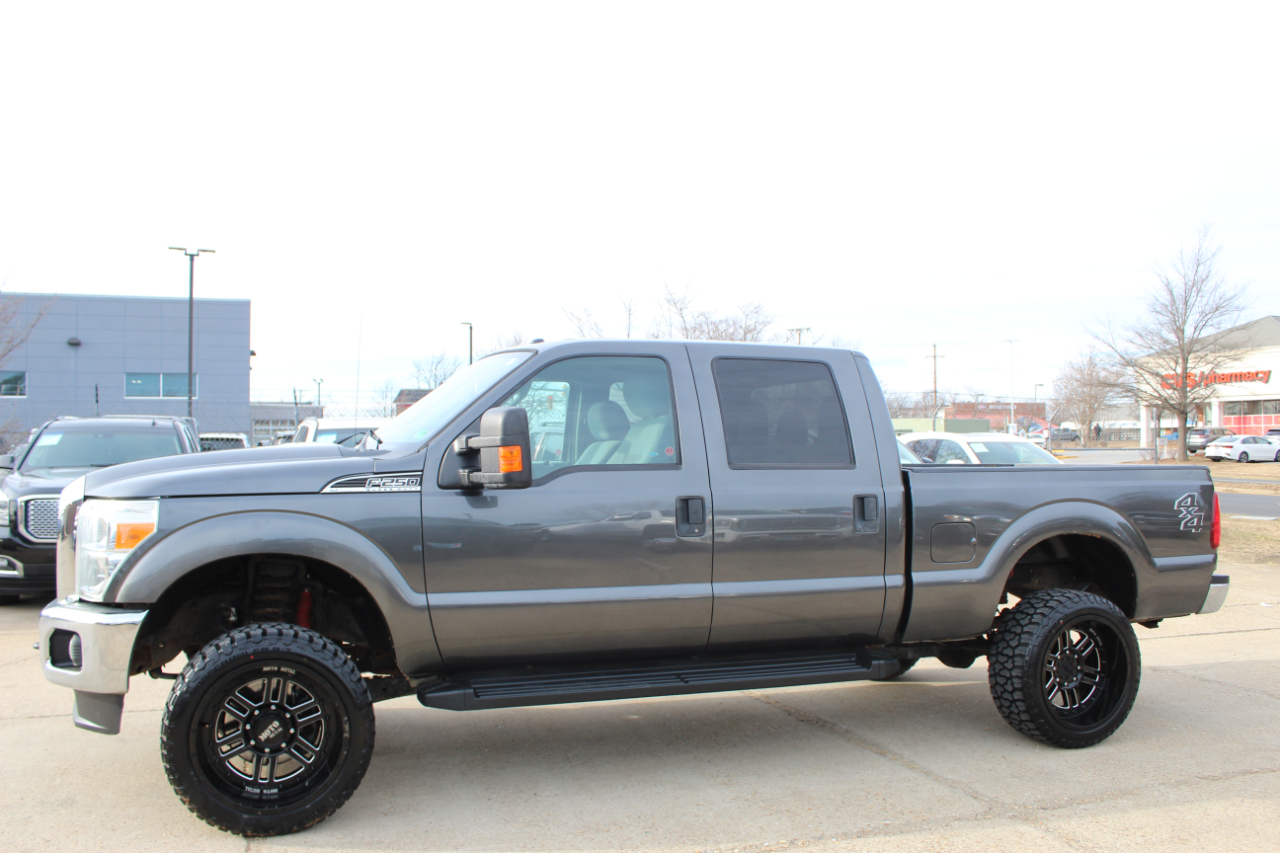Ford F-250 SD XLT Crew Cab Short Bed 4WD 2016