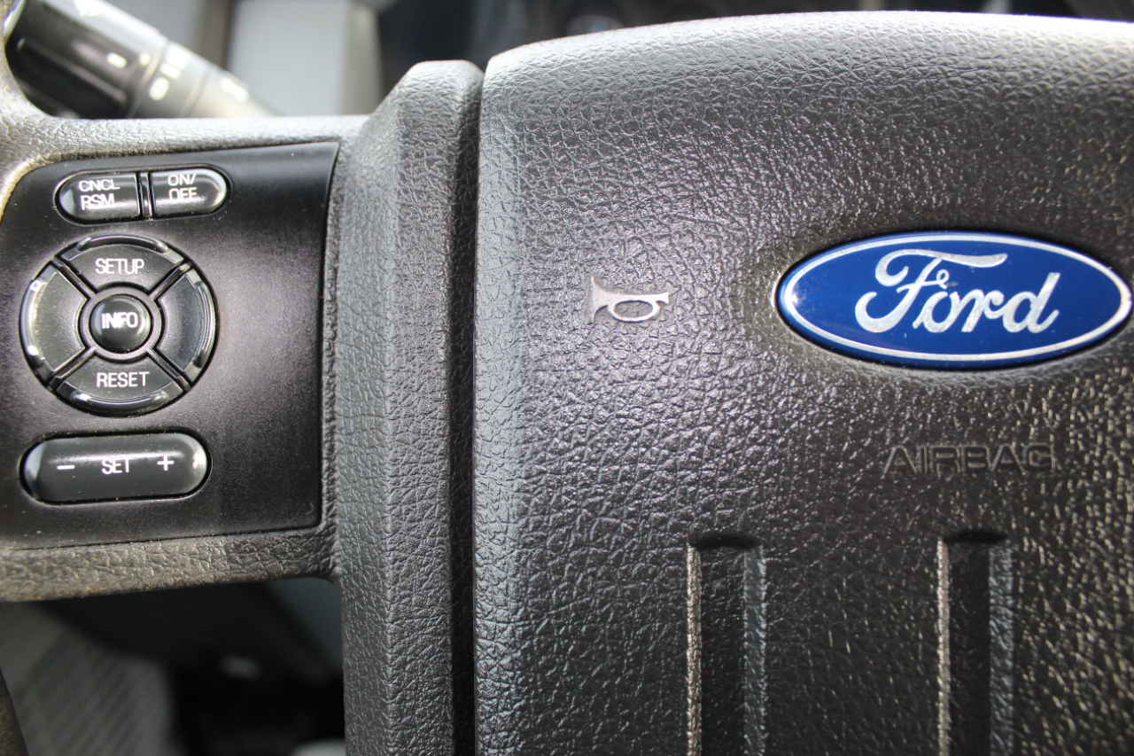 Ford F-250 SD XLT Crew Cab Short Bed 4WD 2016