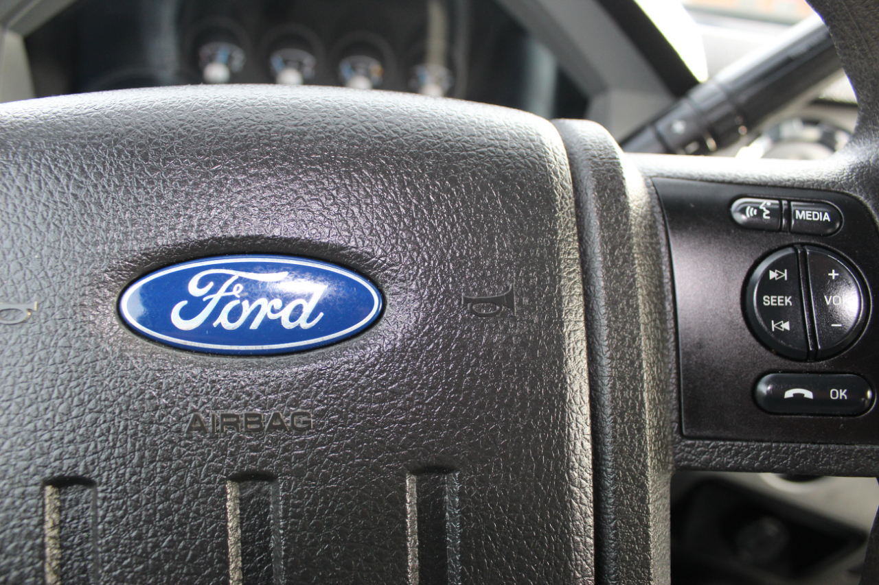 Ford F-250 SD XLT Crew Cab Short Bed 4WD 2016