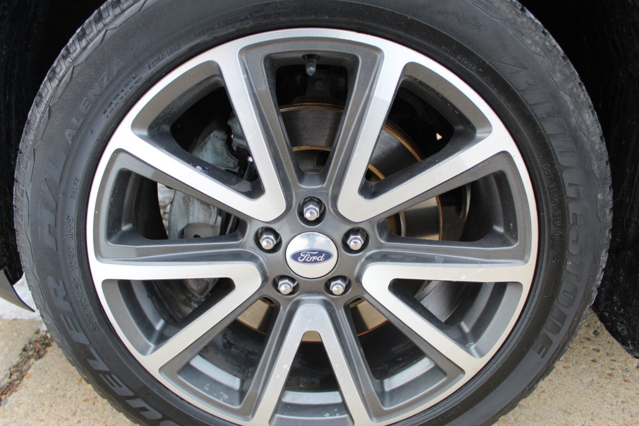 Ford Explorer XLT 4WD 2015