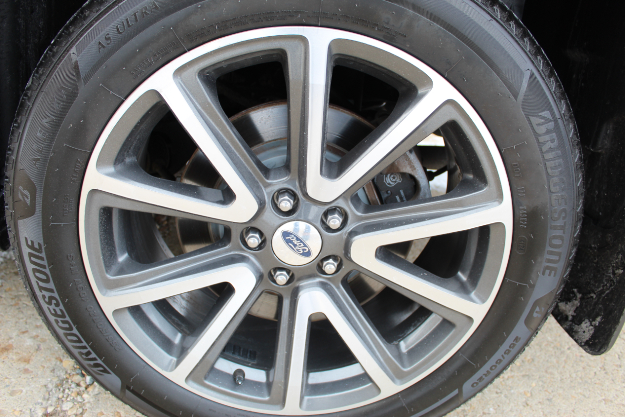 Ford Explorer XLT 4WD 2015