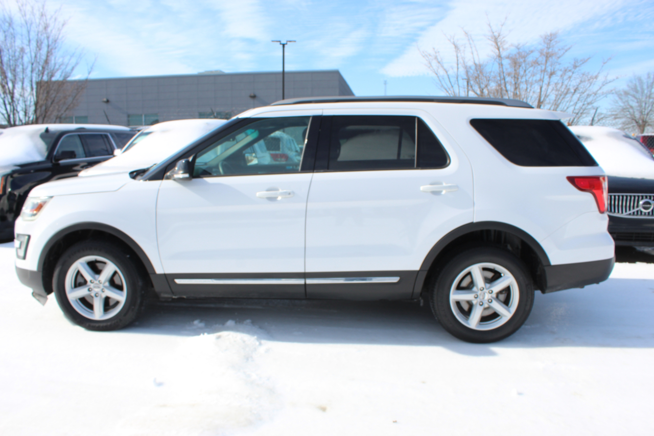 Ford Explorer XLT 4WD 2016