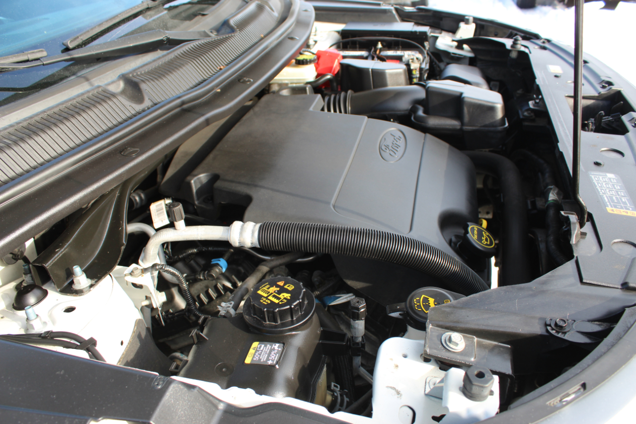 Ford Explorer XLT 4WD 2016