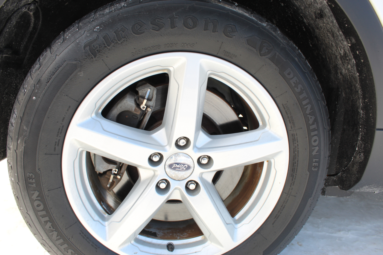 Ford Explorer XLT 4WD 2016