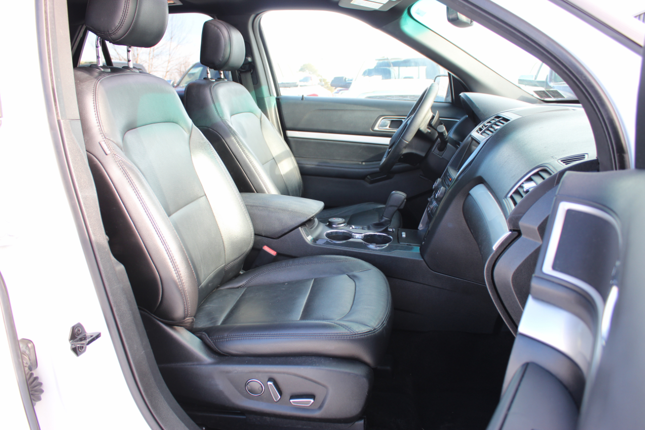 Ford Explorer XLT 4WD 2016