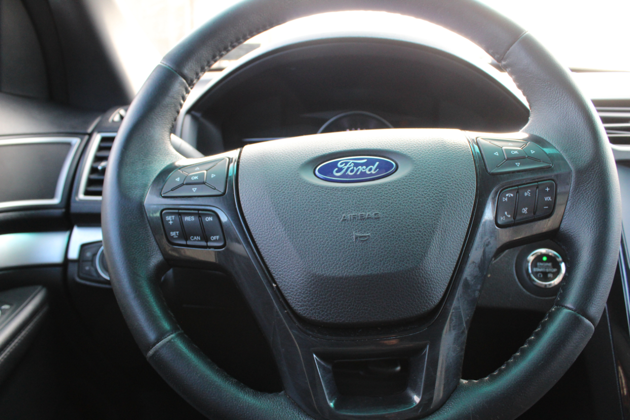 Ford Explorer XLT 4WD 2016