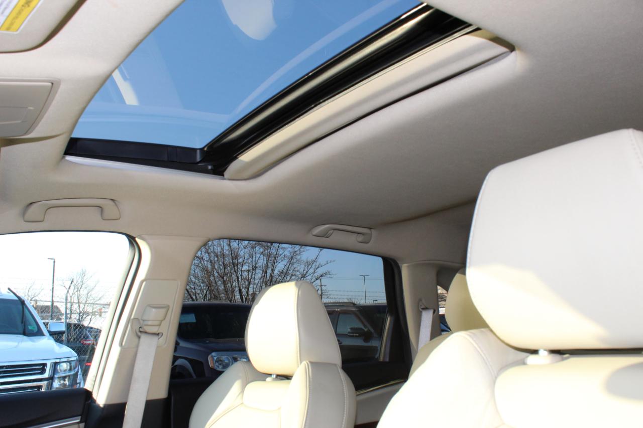 Acura MDX SH-AWD 9-Spd AT w/Tech Package 2017