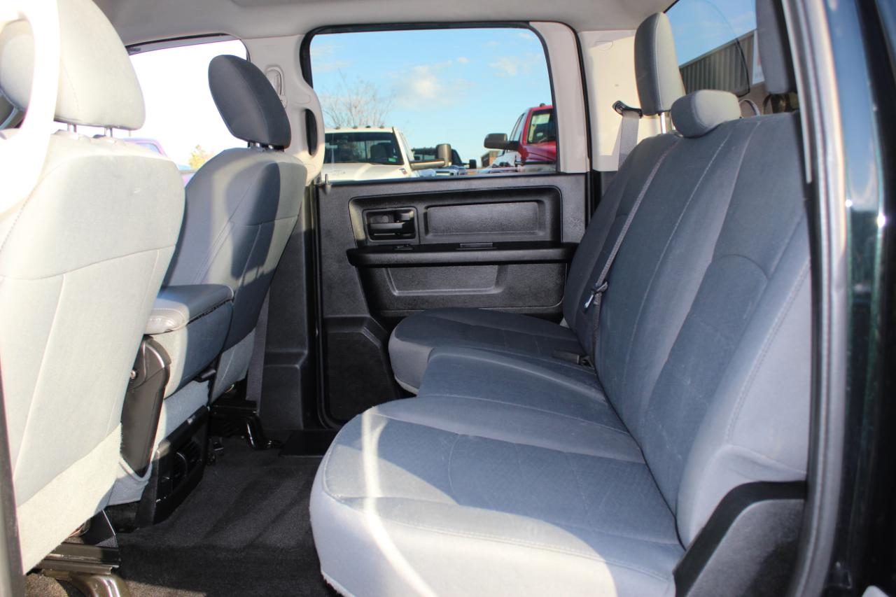 RAM 2500 Tradesman Crew Cab SWB 4WD 2017