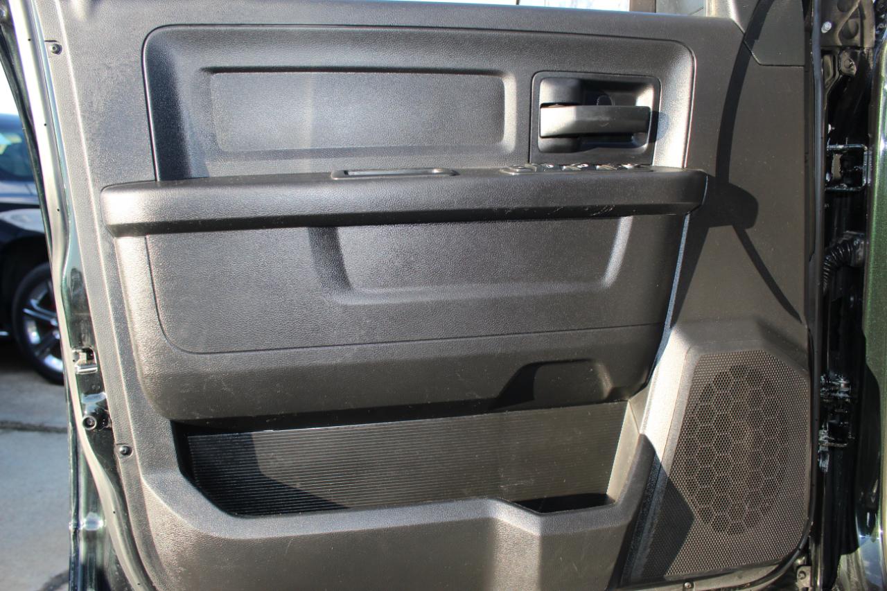 RAM 2500 Tradesman Crew Cab SWB 4WD 2017