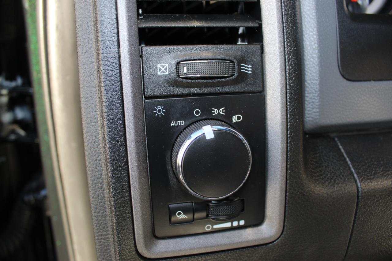 RAM 2500 Tradesman Crew Cab SWB 4WD 2017