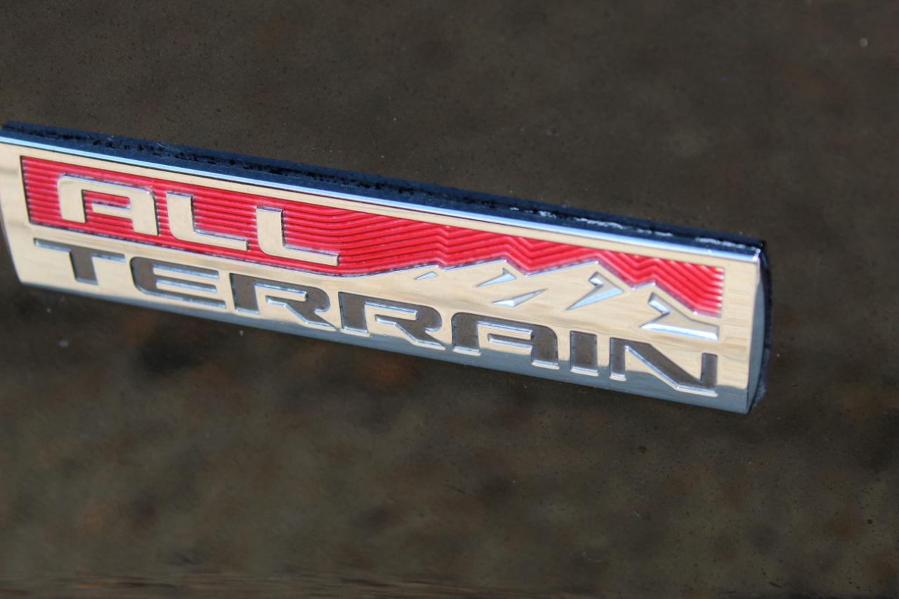 GMC Acadia AWD 4dr SLT 2018