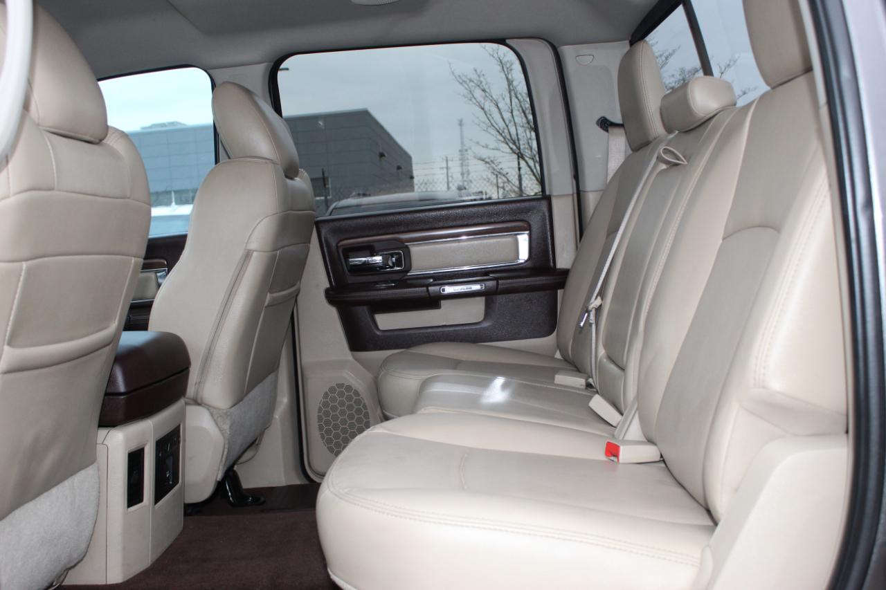 RAM 2500 Laramie Crew Cab SWB 4WD 2016