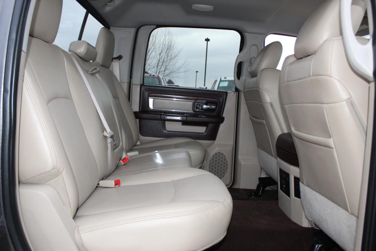 RAM 2500 Laramie Crew Cab SWB 4WD 2016