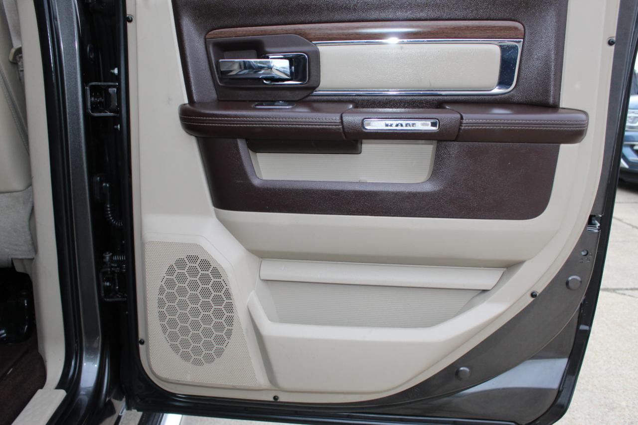 RAM 2500 Laramie Crew Cab SWB 4WD 2016