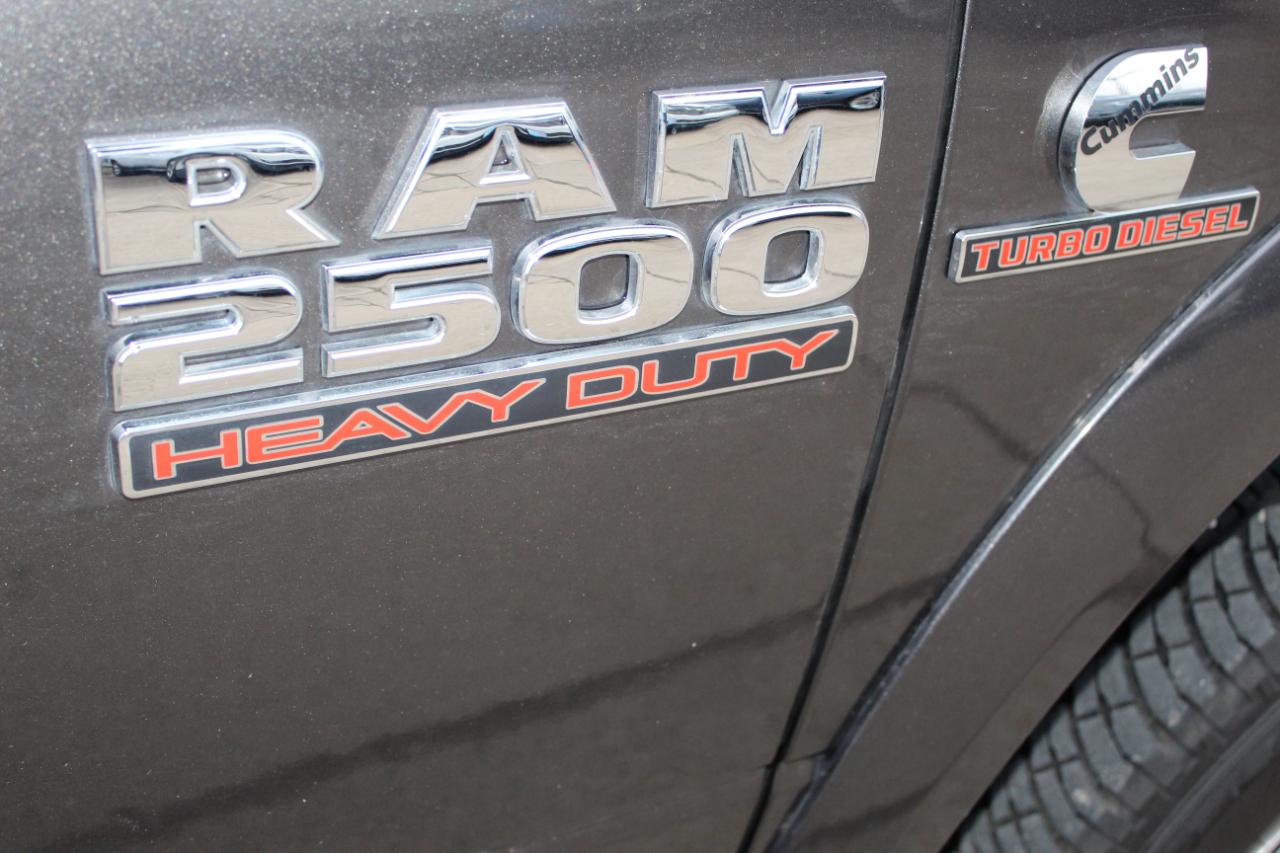 RAM 2500 Laramie Crew Cab SWB 4WD 2016